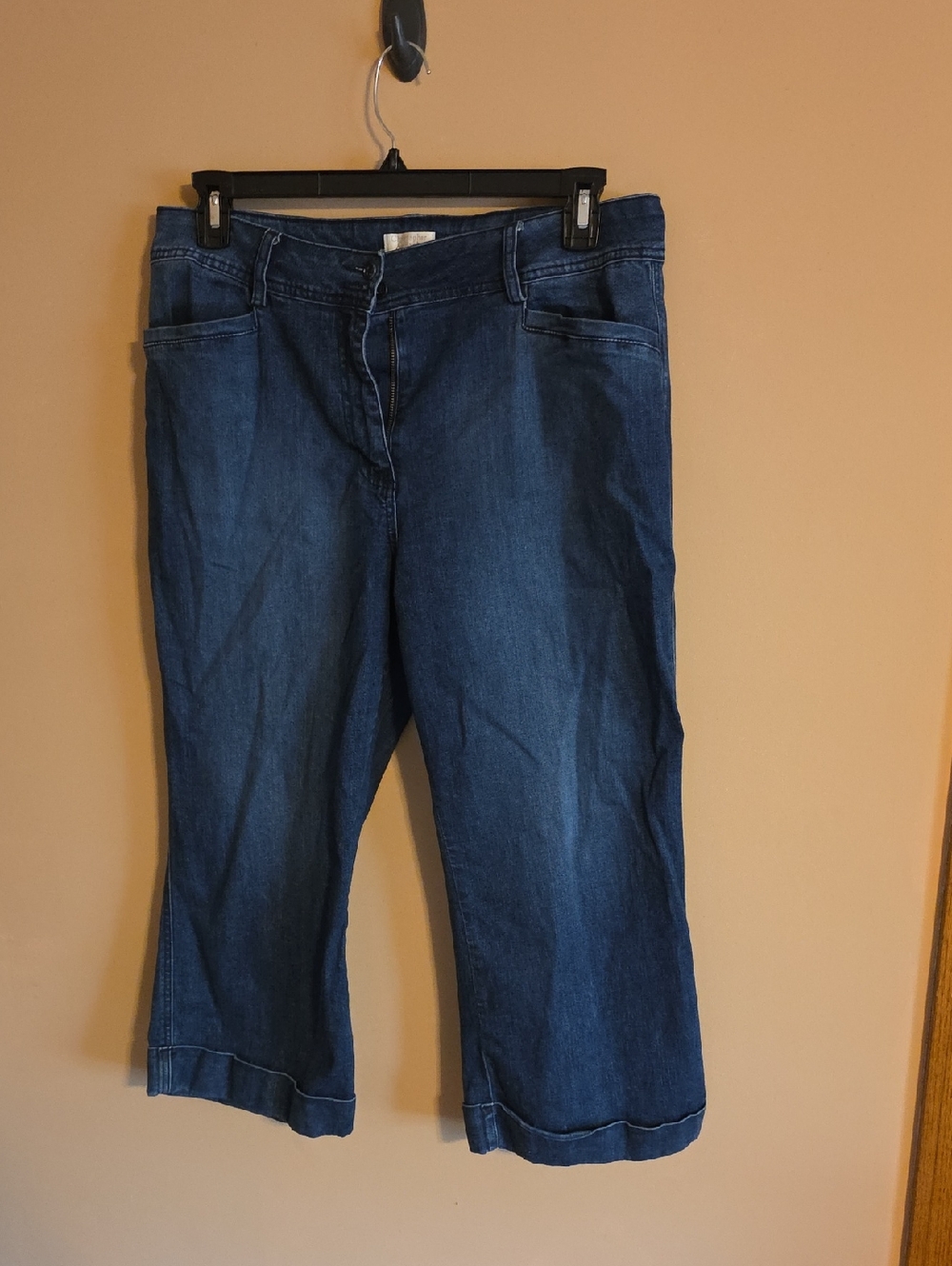 Womens Christopher & Banks Medium Wash Wide Leg Jean Capris Size 14